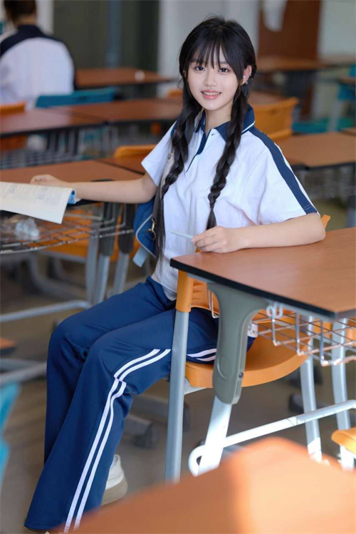 9D0A9C5C3EC4D6F1209BB055ECC4D310.jpg